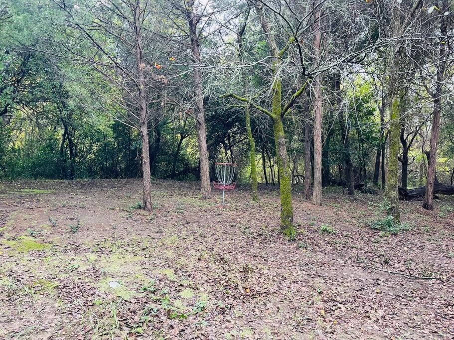 Villa Bastrop Tiny Disc Golf Retreat Exterior foto